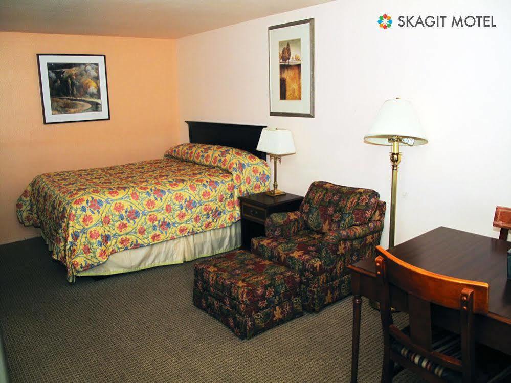 Skagit MotelSedro Woolley エクステリア 写真
